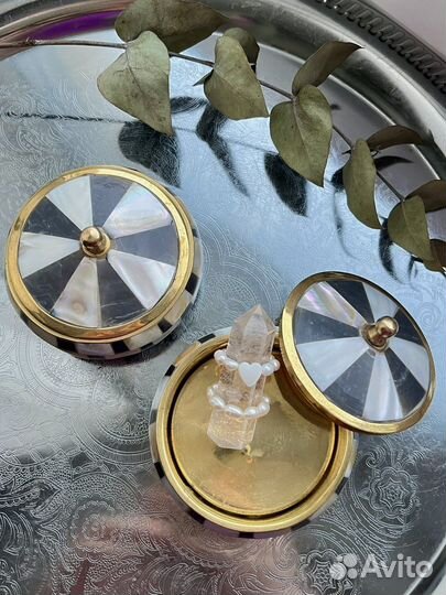 Перламутровая шкатулка