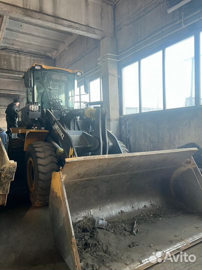 Услуги Фронтальный погрузчик sdlg 936