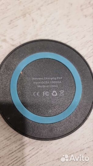 Беспроводная зарядка для телефона