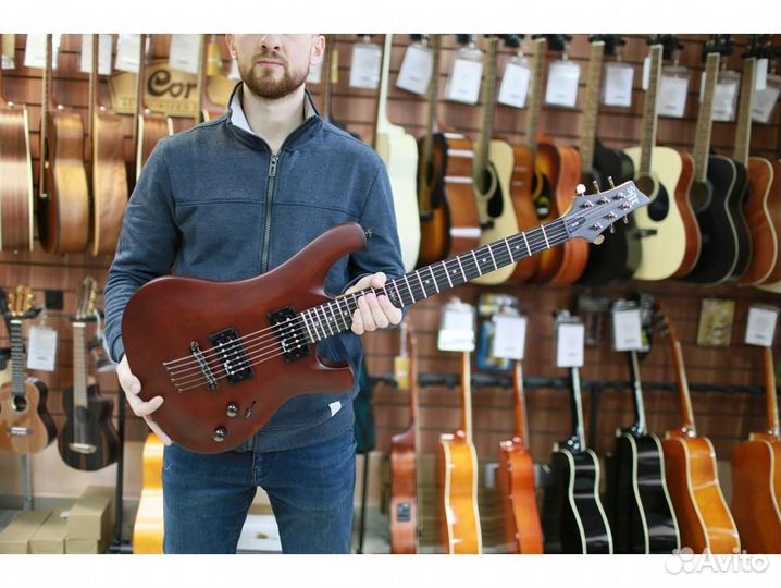 Schecter SGR 006 WSN электрогитара с чехлом, цвет