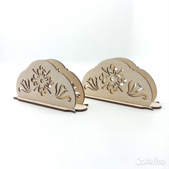 Салфетница из дерева