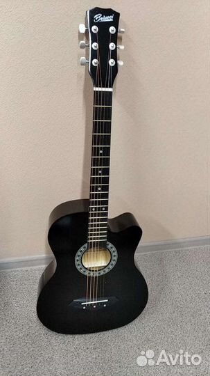 Гитара новая