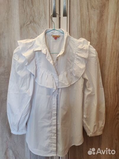 Блузка белая