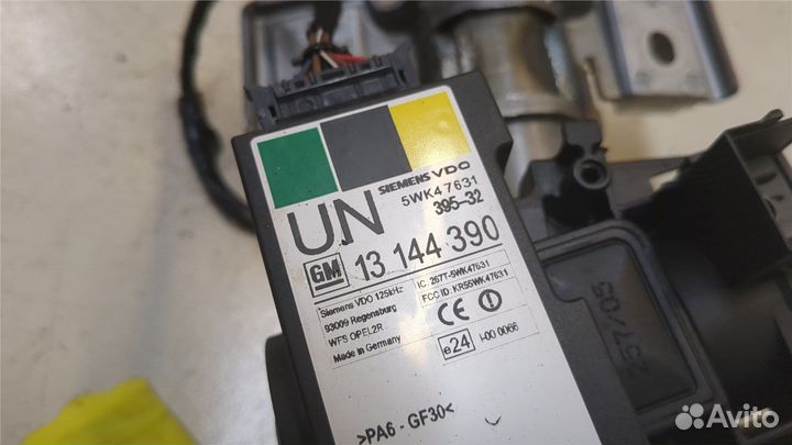 Колонка рулевая Opel Corsa C, 2005