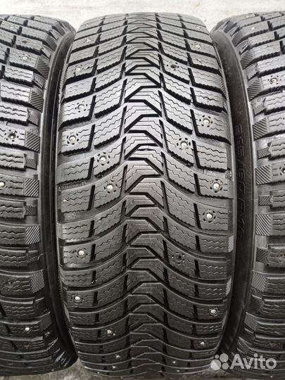 Michelin X-Ice North 3 215/60 R16 120Y