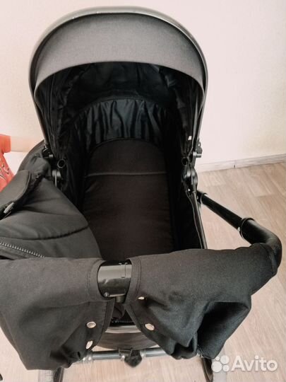 Детская коляска 3в 1