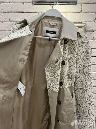 Плащ женский