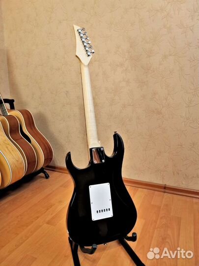 Электрогитара новая