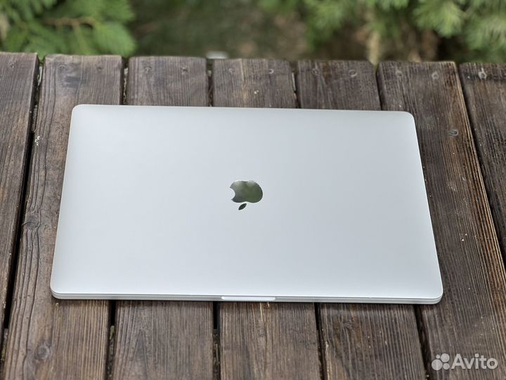 Macbook Pro 15 2017 touch bar