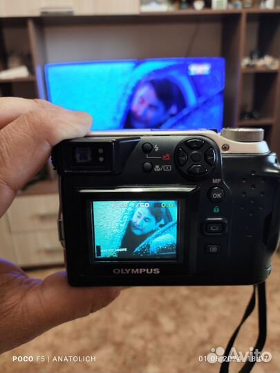 Цифровой фотоаппарат Olympus