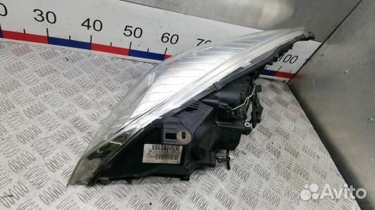 Фара правая renault megane 3 (HEA18MU01)