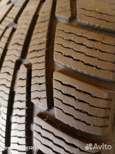 Nokian Tyres Hakkapeliitta R SUV 235/55 R19 33C