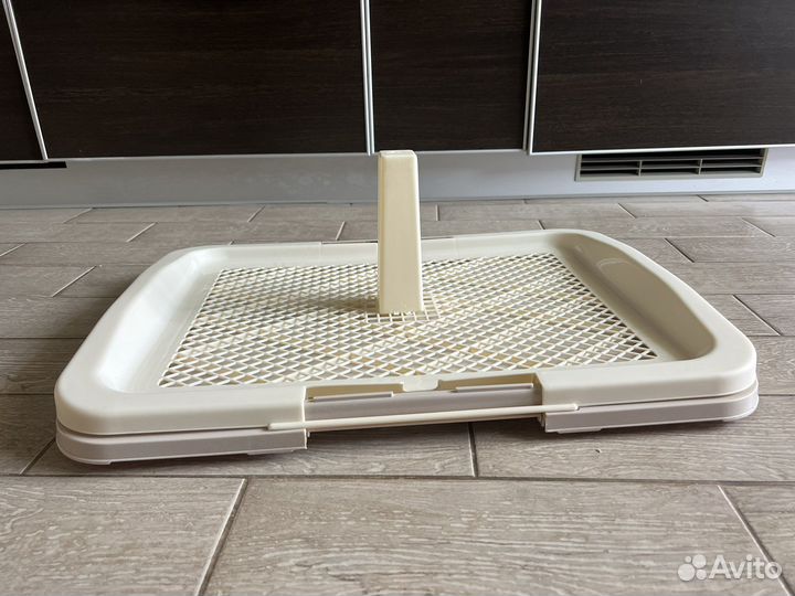 Лоток для собак со столбиком