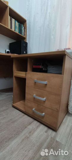 Компьютерный стол новый