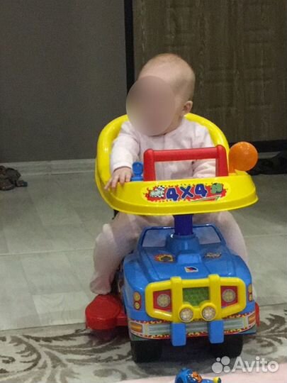 Каталка-качалка Molto Джип Викинг