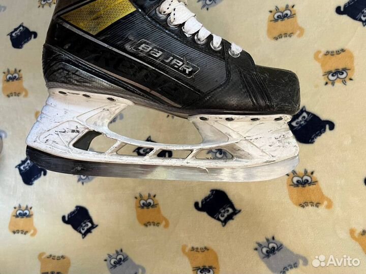 Хоккейные коньки bauer S37