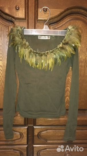 Новая кофточка с перьями