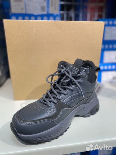 Кроссовки зимние женские 37 размер