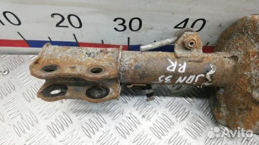 Стойка передняя правая toyota corolla E12 (JDN35N5