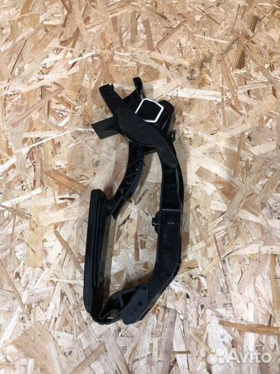 Накладка крышки багажника Mercedes E W211