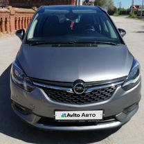 Opel Zafira 1.6 MT, 2017, 147 000 км, с пробегом, цена 1 560 000 руб.