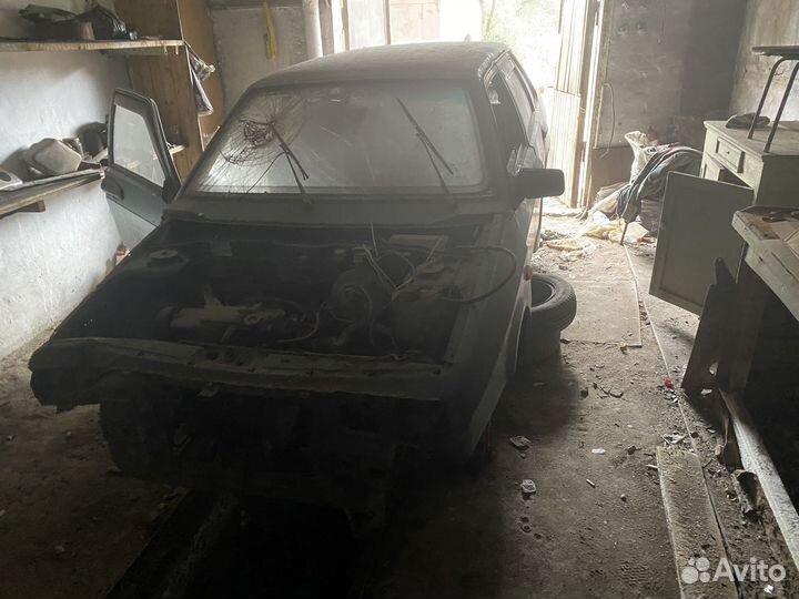 До болтиков