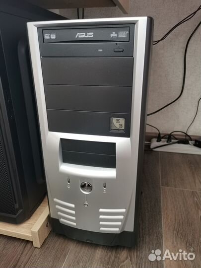 Системный блок E8400, 9600 GT, 4GB, 500GB, 550W