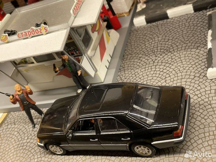 1:43 Minichamps Mercedes-Benz 500e w124