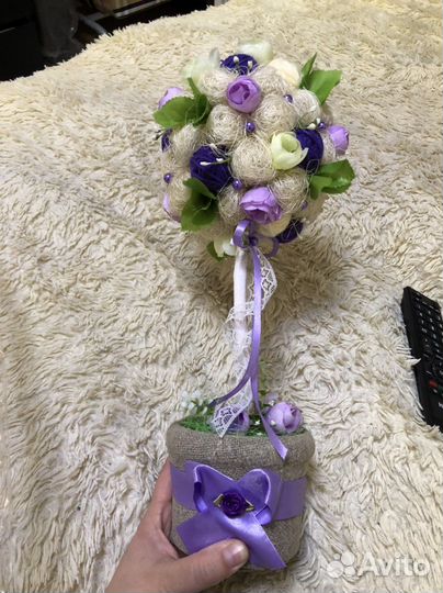 Цветы, подарки, статуэтки