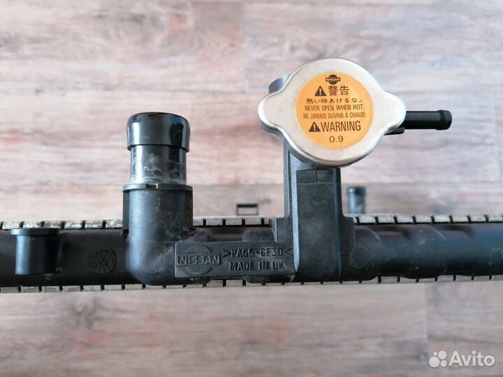 Радиатор охлаждения Nissan Note E11