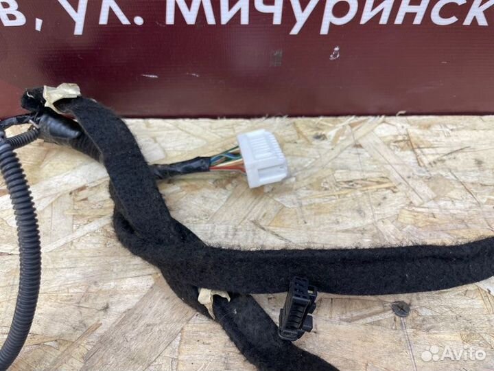 Проводка багажника левая Renault Logan