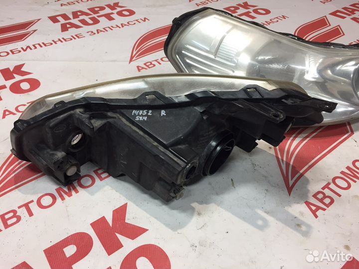 Фара Правая Suzuki SX4 2011