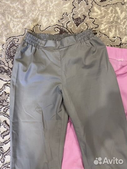 Медицинский костюм с халатом