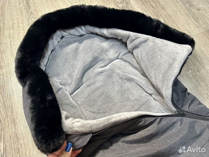 Новый зимний конверт с мехом в коляску