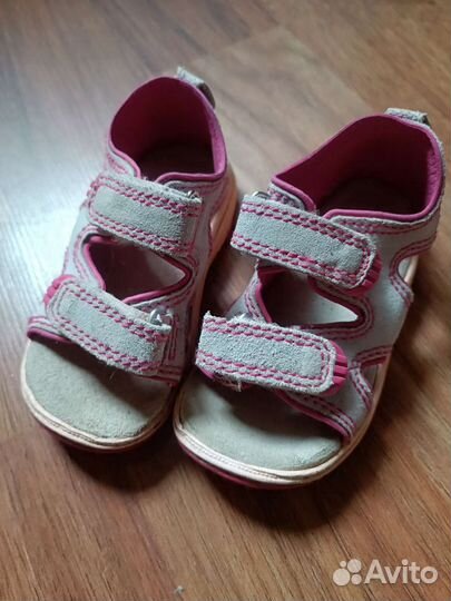 Босоножки adidas для девочки