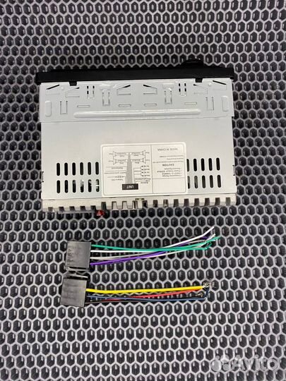 Магнитола с Bluetooth / AUX / USB