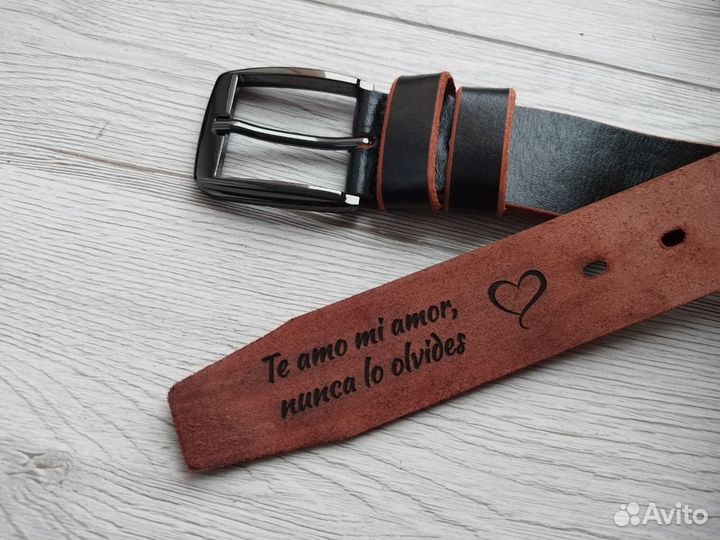 Стильный кожаный ремень ручной работы