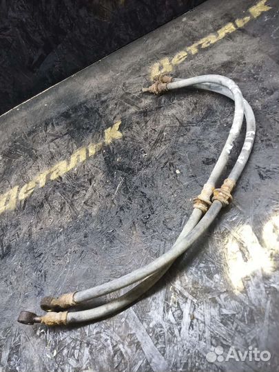 Тормозной шланг Nissan bluebird u14