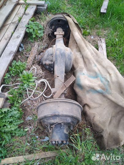 Задний мост газ 53 и ступицы ЗИЛ 131