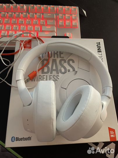 Беспроводные наушники