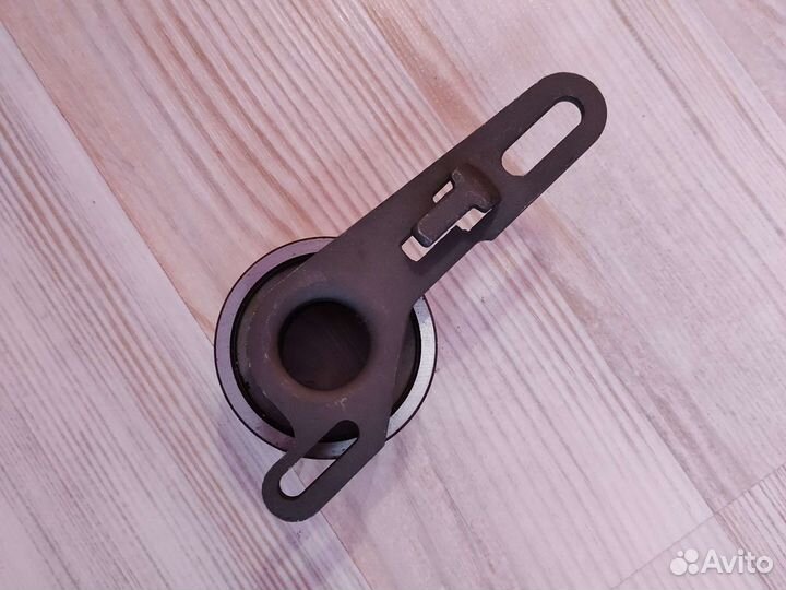 Ролик ремня грм Ford Transit 2.5