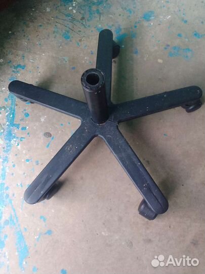 Крестовина для комп.кресла с колесами