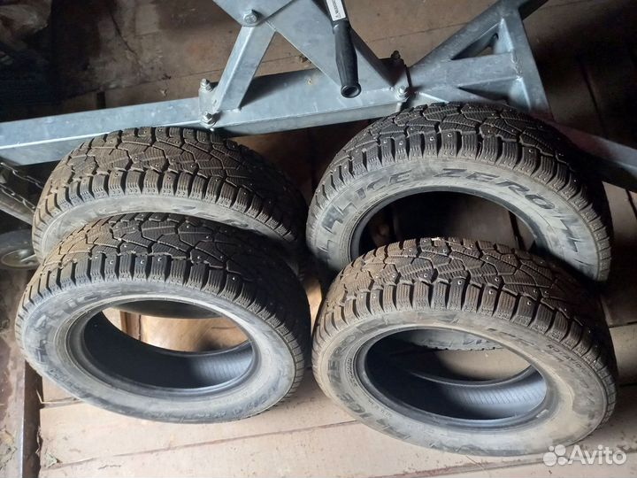 Pirelli Ice Zero 175/70 R14 84T