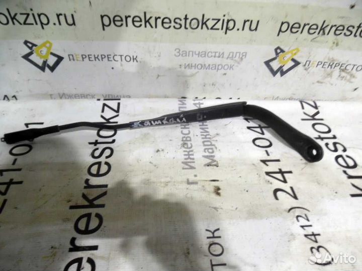 Поводок стеклоочистителя Qashqai пер L б/у