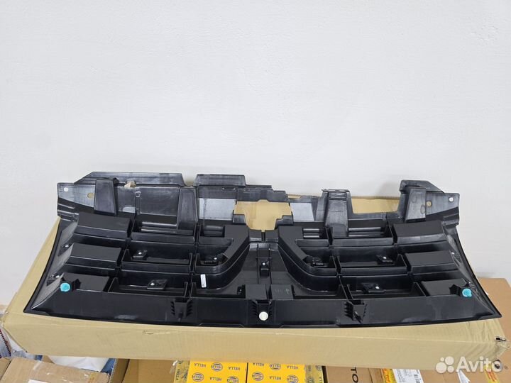 Решетка радиатора паджеро монтеро 4