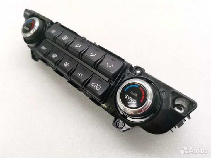 Блок управления климат-контролем Kia Sportage 4