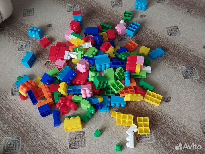 Конструктор кубики и пирамидка