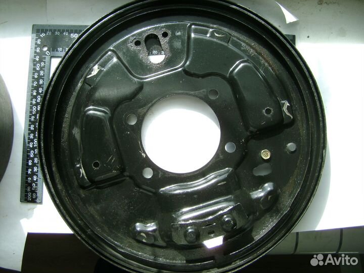 Щиток колодки цилиндр стояночный тормоз пружины