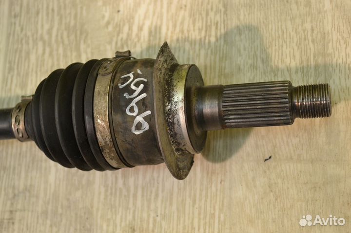 Полуось передняя левая Suzuki SX4 206-2013 1.6 акп