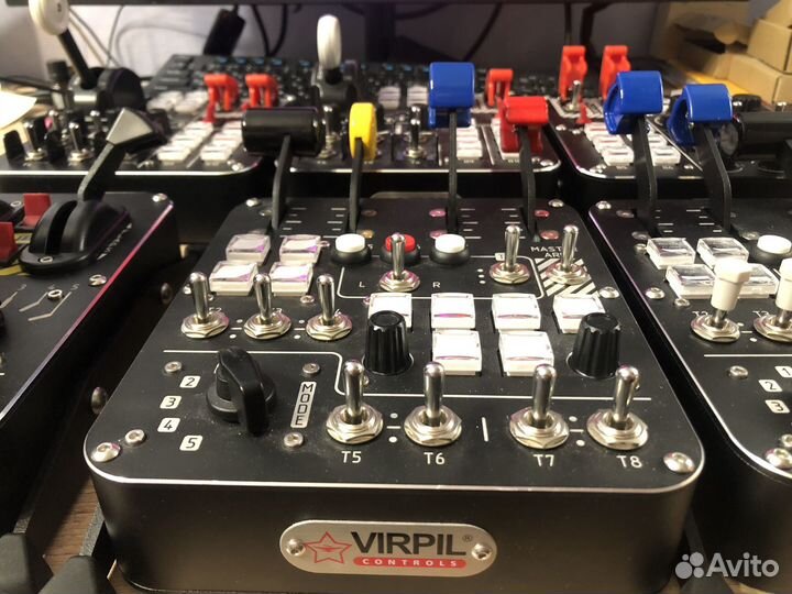 Панели управления для авиасимуляторов